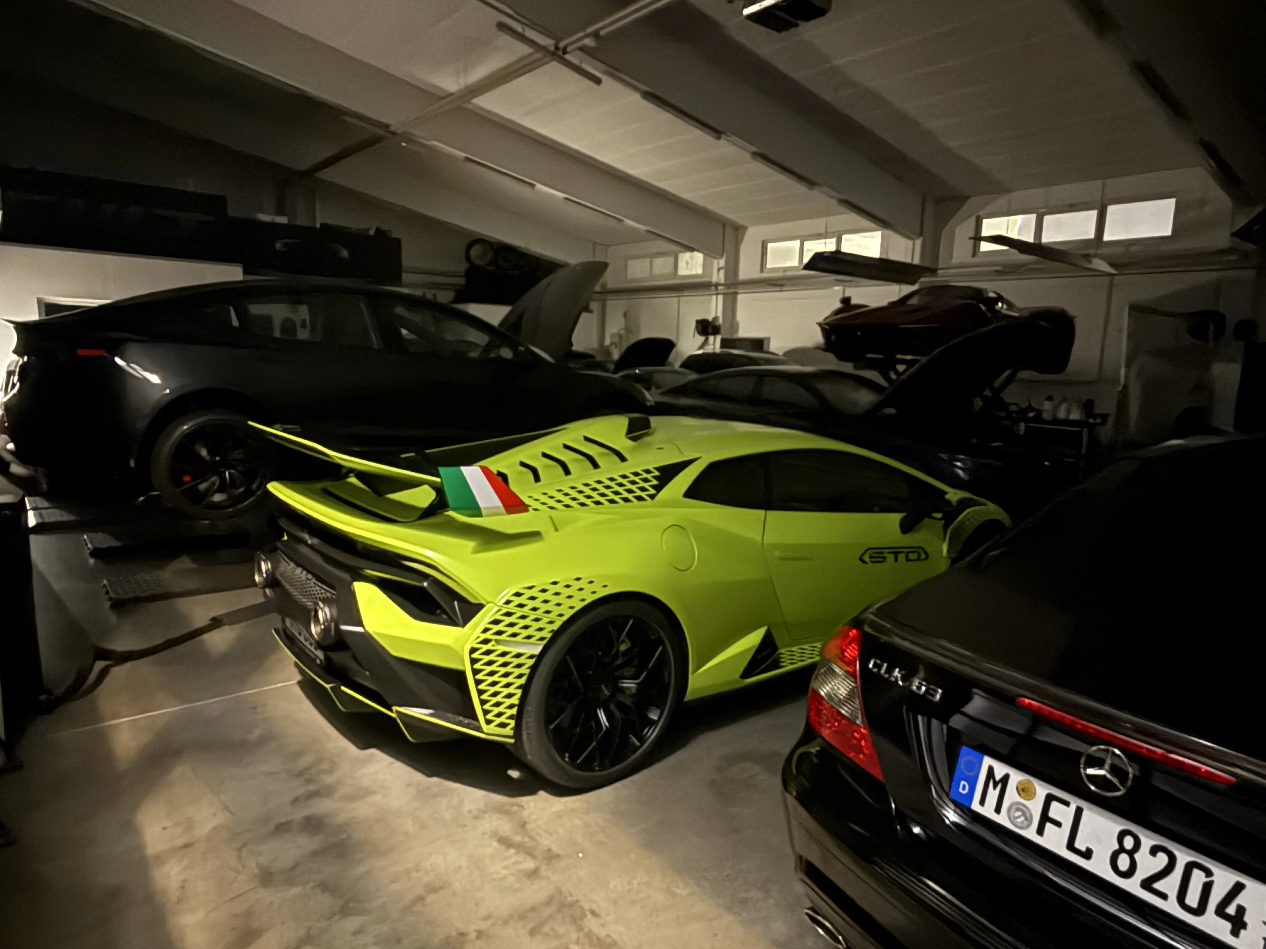 Mașină sport cu folie PPF aplicată