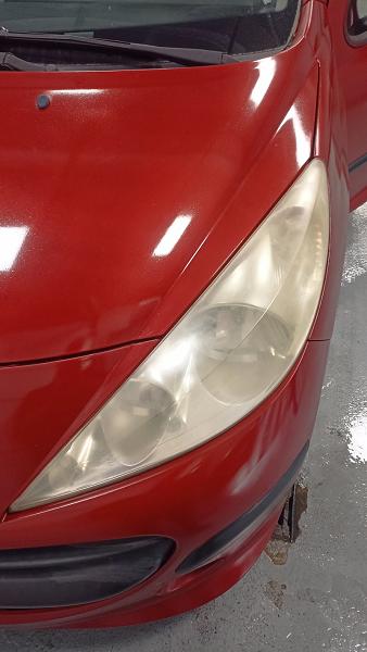 Peugeot 207 — Restaurare Faruri